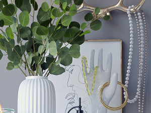 decorative set for a dressing table Modello 3D