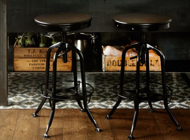 barstool industrial style Modelo 3D .c4d .max .obj .3ds .fbx .stl .blend