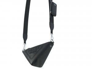 Triangle Shoulder Bag Black 3D 模型