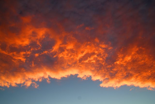 10 sky and clouds background textures jpg 5184x3456 CG Текстури .c4d .max .obj .3ds .fbx .stl .blend 