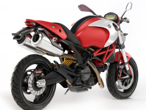 Ducati Monster 796 2010 3D-Modell