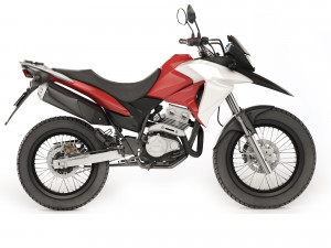 HONDA XRE 300 2016 3D Model
