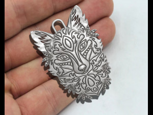 Liontin Serigala Model Cetak 3D