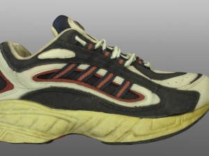 old sneaker Modelo 3D