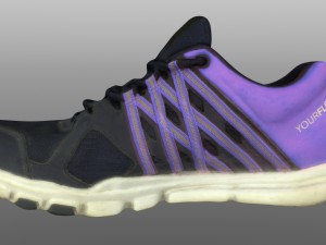 sneaker low poly Modello 3D