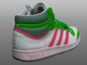 sneakers low poly model Modelo 3D