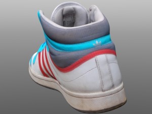 sneaker low poly model Modèle 3D