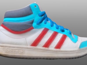 sneaker low poly model Modèle 3D