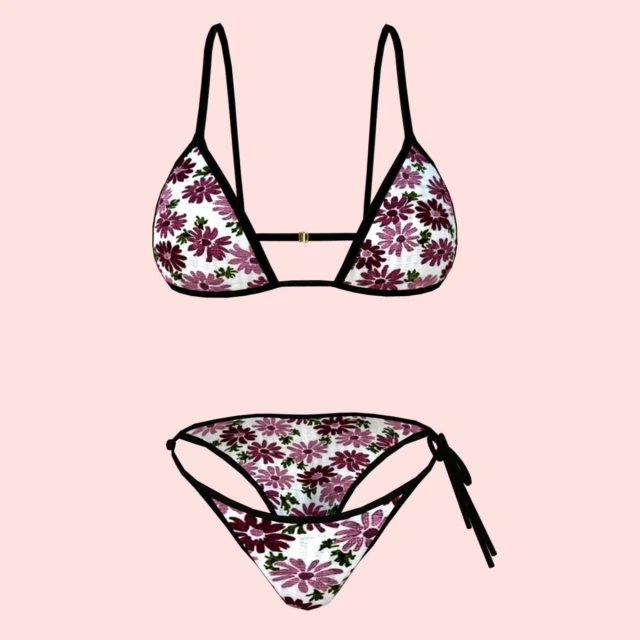 biqu&iacute;ni sexy com estampa floral p06 Modelo 3D .c4d .max .obj .3ds .fbx .stl .blend 