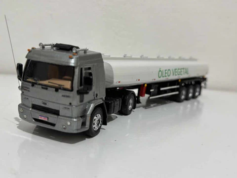 Tank oil semi trailer 3D Print Model