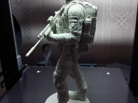 Military man with an assault rifle Fn Scar L 3D Print Model