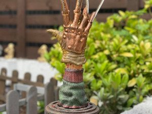 Freddy Krueger hand 3D Print Model
