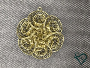 golden flower pendant 3d print model Modèles 3D en vedette