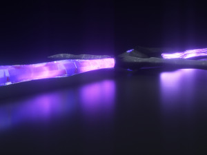 magical crystal sword with glowing blade free Modelo 3D