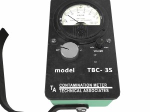 dosimeter geiger low poly Model 3D