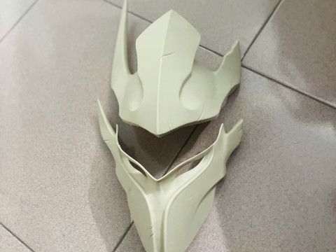 Igris Helmet With Hair- Solo Leveling Cosplay 3Dプリントモデル