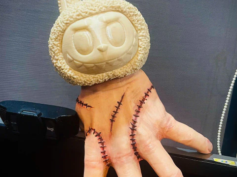 Labubu Original-Kopf f&uuml;r Dekoration und tragbares Cosplay 3D Druckmodell