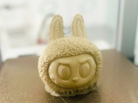 Labubu Original-Kopf f&uuml;r Dekoration und tragbares Cosplay 3D Druckmodell