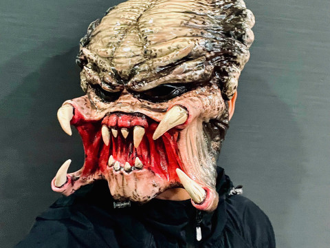 Dekorasi Topeng Predator yang Dapat Dipakai - cosplay Halloween Model Cetak 3D