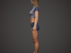 girl in shorts Modelo 3D