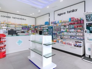 simple pharmacy display gondola 3D Model