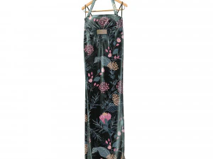 dress on hanger 4 3D Model