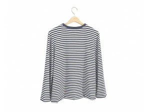 Clothing on Hanger 9 3D Model