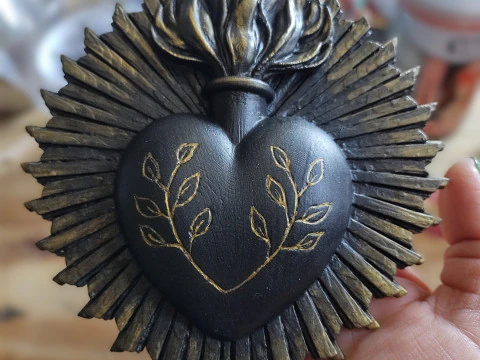Sacred Heart Wall Ornament 3D Print Model
