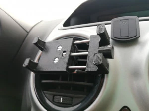 汽车智能手机支持 3D 打印模型