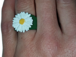 ring with embossed daisy 3D-printmodel