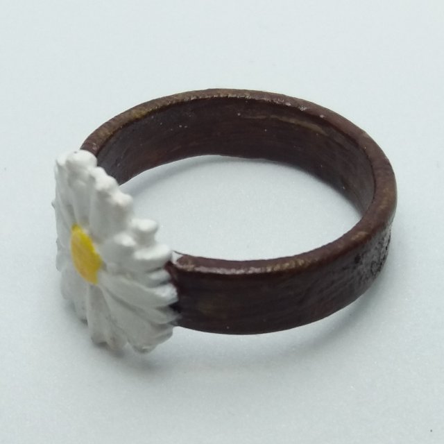 ring with embossed and overflowing daisy 3D-Druckmodell .c4d .max .obj .3ds .fbx .stl .blend 
