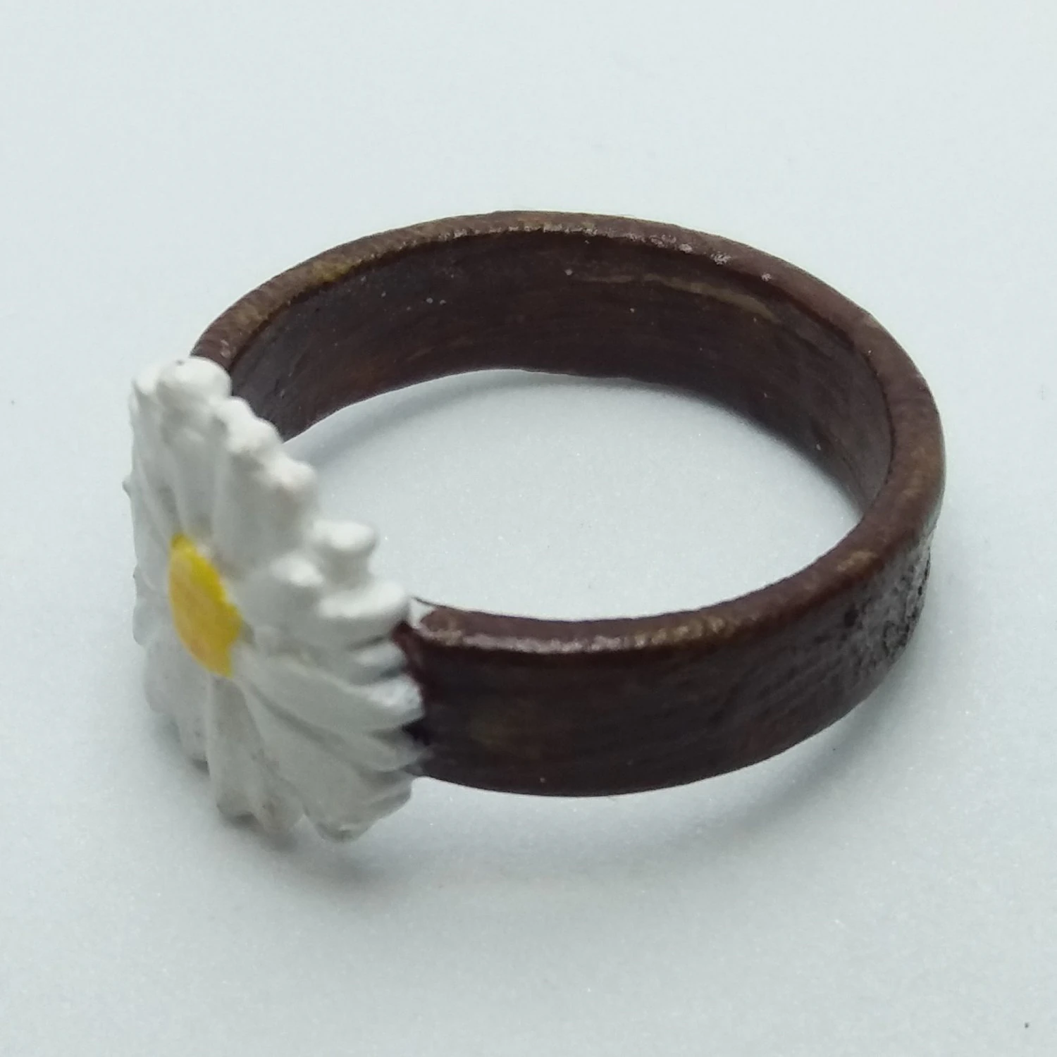 ring with embossed and overflowing daisy 3D Print Model .c4d .max .obj .3ds .fbx .stl .blend 