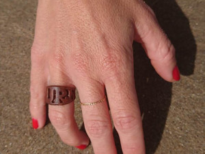 edurne ring with letters on two rings and customized 3D Print Model