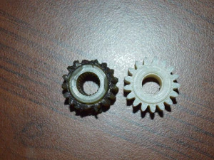 gear and crescent trapeze wipers mercedes w140 w202 w210 3d print model 3D Print Model