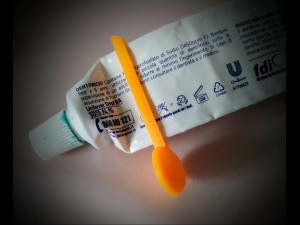 squeeze the toothpaste tube 3D Print Model