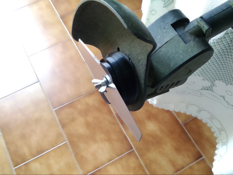 Electric trimmer blade head Modèles 3D en vedette