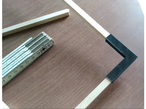 Angle bracket for 8mm wooden strips Ideal for creating DIY mosquito net frames Model Cetak 3D