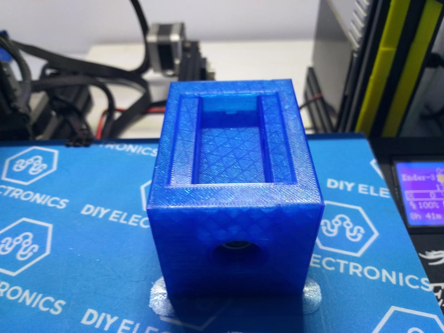 g&uuml;neş enerjili şarj edilebilir tek led yanıp s&ouml;nen ışık 3D Model .c4d .max .obj .3ds .fbx .stl .blend 