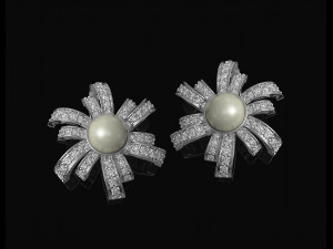 Pearl fan earrings Modèles 3D en vedette