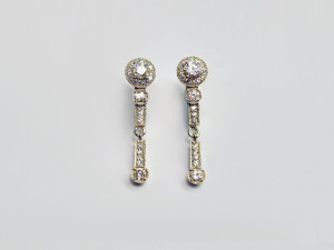 jewelry gold earrings with stones Modèles 3D en vedette