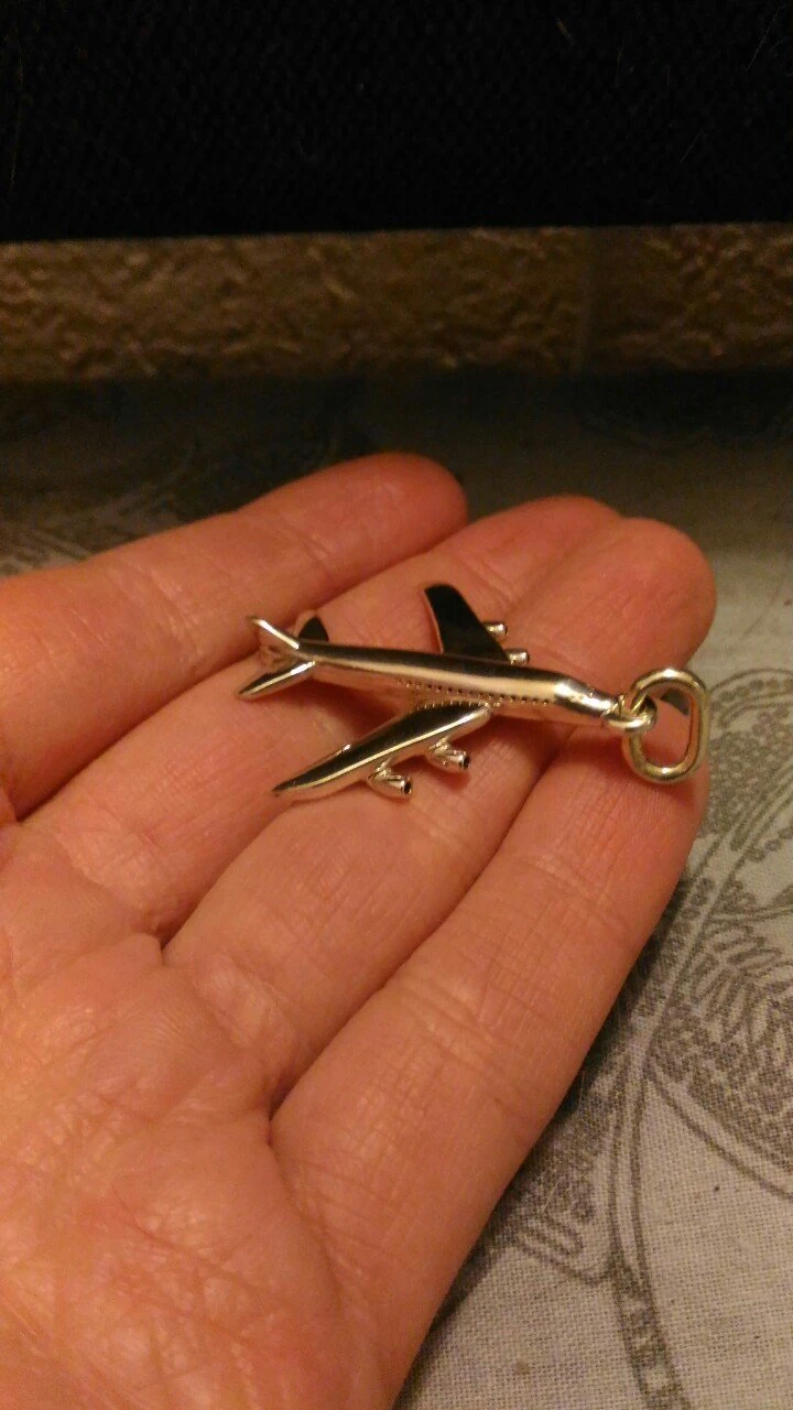 airplane pendant 3D Model .c4d .max .obj .3ds .fbx .stl .blend 