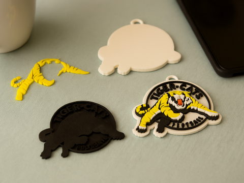 Hamilton Tiger Cats keychain badge color printable and renderable 3D प्रिंट मॉडल