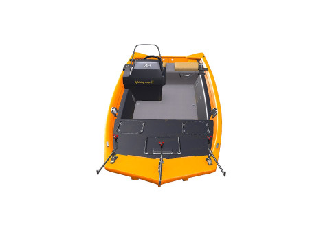 Carp Fishing Boat PBR Modelo 3D