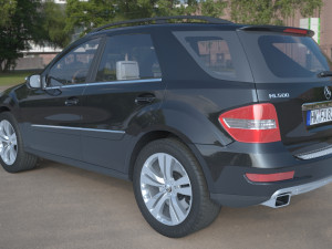 mercedes ml500 Modelo 3D