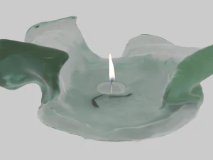 촛대가 달린 수잔을 위한 양초 3D 모델