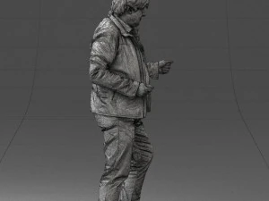 000130 Homem Expressivo em Roupa Casual Colorida 0531 3dp Modelo de Impressão 3D