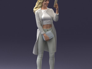 000132 Stylish Woman Taking a Selfie 3D 모델