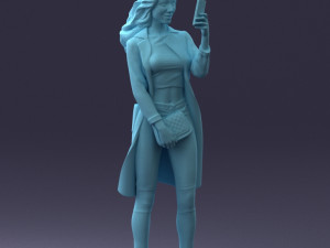 000132 Stylish Woman Taking a Selfie 3D 모델