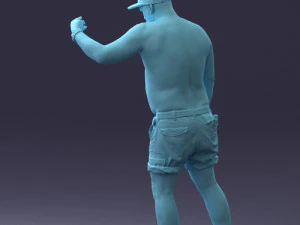 000175 Homem Tatuado em Shorts Camuflados e Bon&eacute; 0824 Modelo 3D