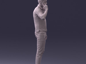 man with mobile 0522 3D मॉडल